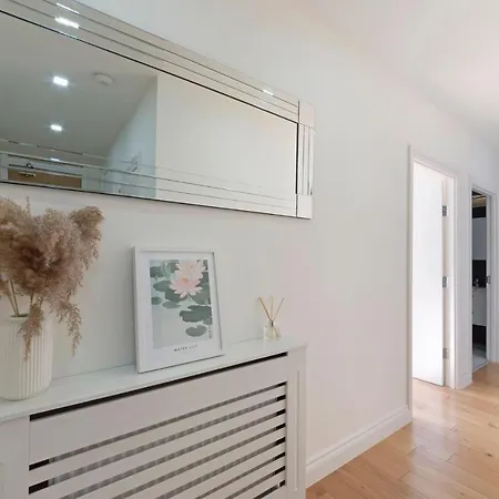 Spacious One Bed Loft Apartment Birchanger Exterior photo