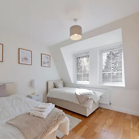 Spacious One Bed Loft Apartment Birchanger Exterior photo