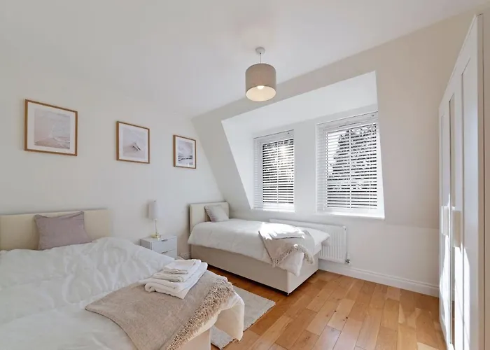 Spacious One Bed Loft Apartment